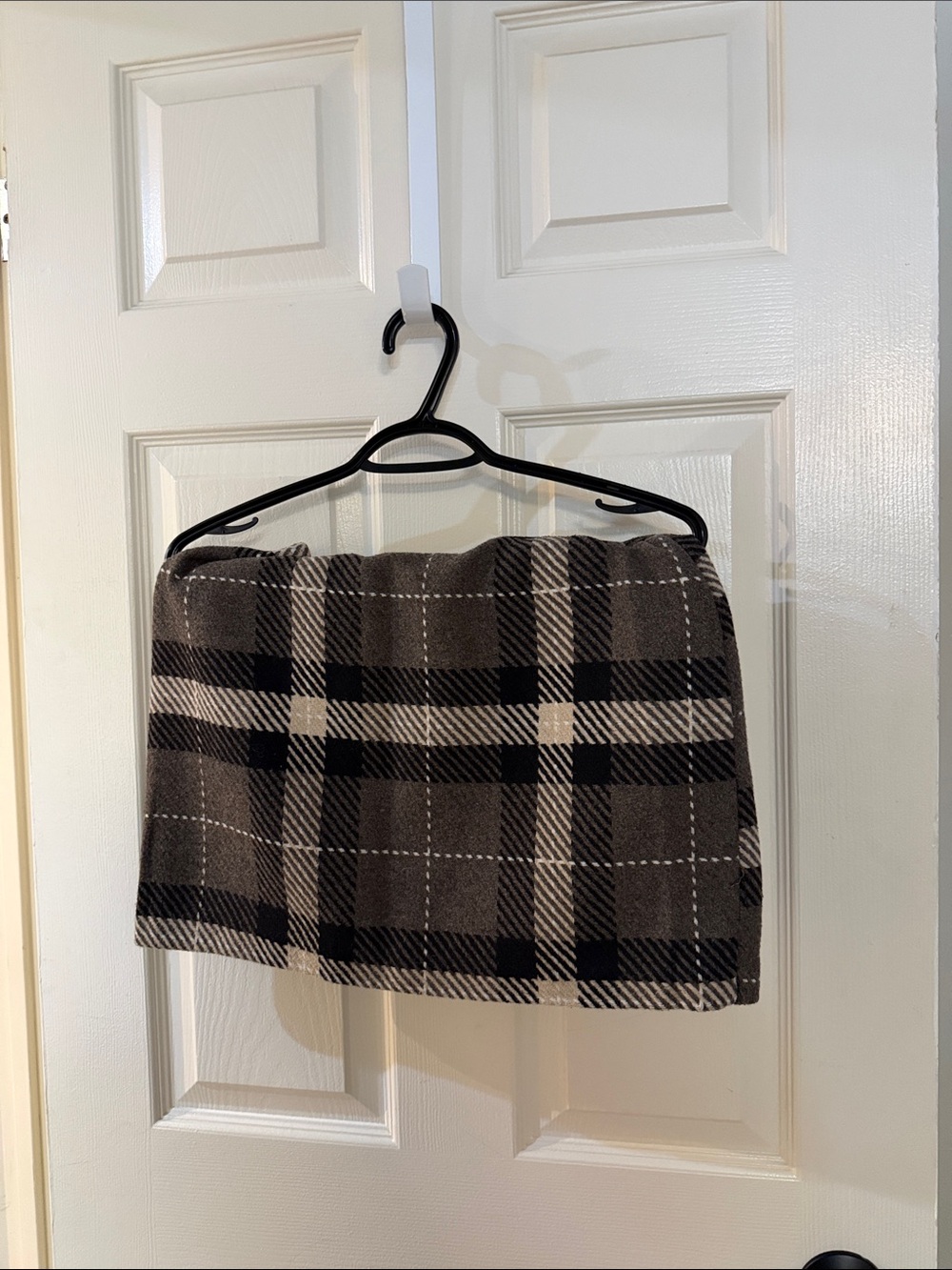 H&M Black Skirt with Dusty Pink Label